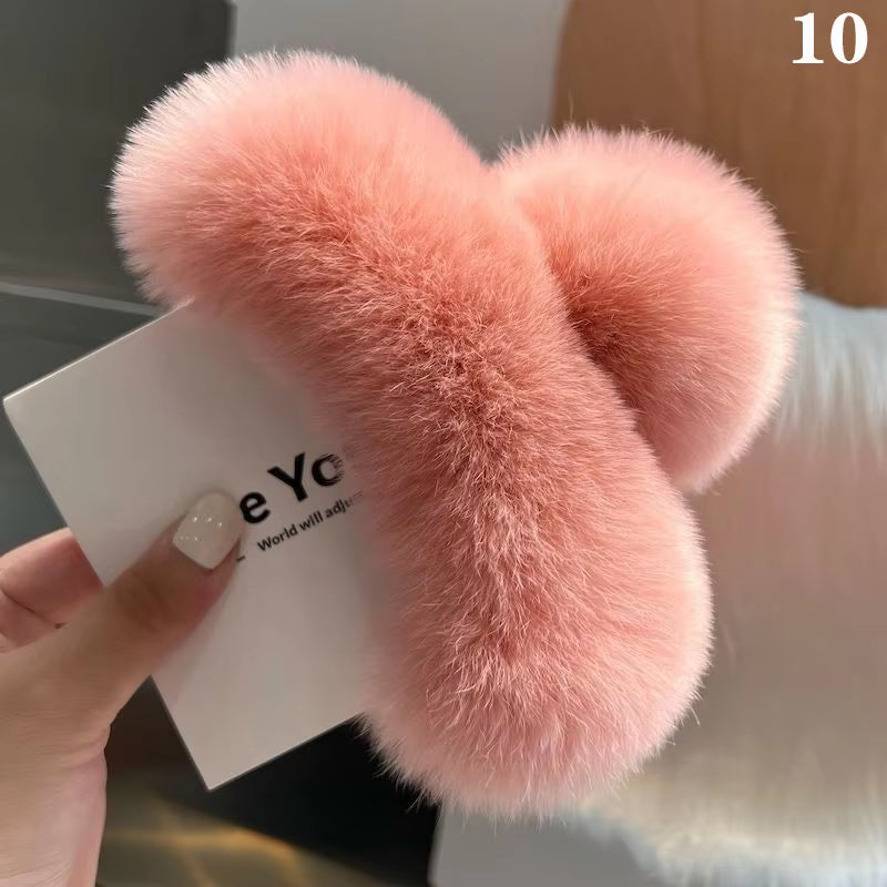Winter Faux Fur Hair Claw Rabbit Hair Hairpins Plush Hair Clip Barrette Crab Headwear for Women Girls Hair Accessories
