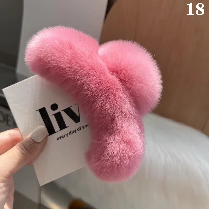 Winter Faux Fur Hair Claw Rabbit Hair Hairpins Plush Hair Clip Barrette Crab Headwear for Women Girls Hair Accessories