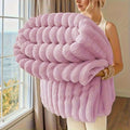 Cozy Up with Our 300GSM Ultra Soft & Warm Bamboo Fiber Fleece Blanket - Perfect for All Seasons!